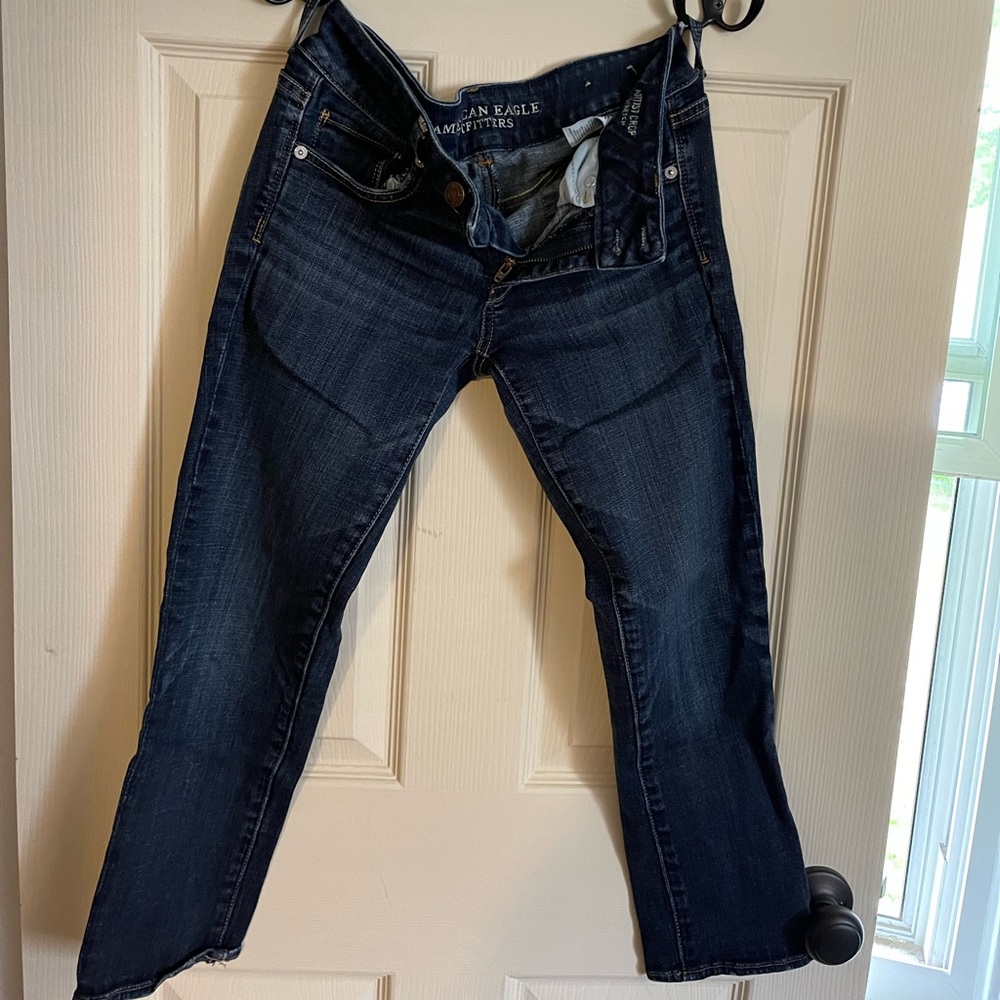 American eagle artist crap, stretch capris